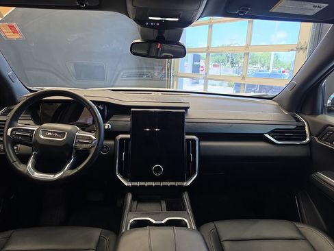 Used 2024 GMC Acadia Elevation w/ Black Edition AWD/4WD image 18
