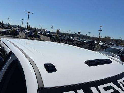 Used 2024 Chevrolet Silverado 2500 LTZ w/ LTZ Convenience Package image 29