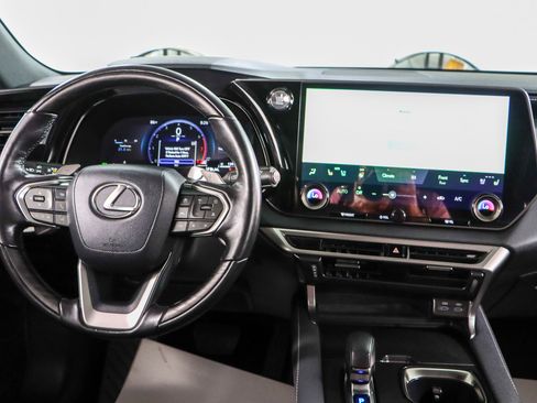 Used 2025 Lexus RX 350 Premium FWD image 17