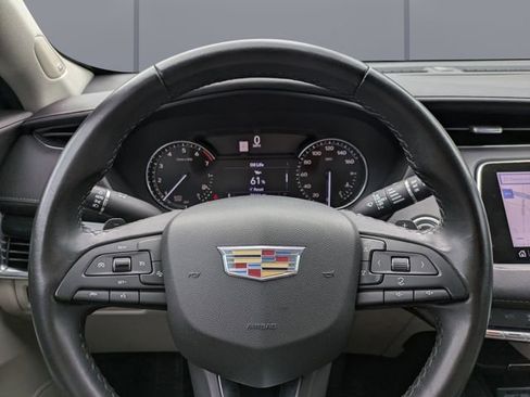Used 2019 Cadillac XT4 Premium Luxury w/ Driver Awareness Package FWD image 30