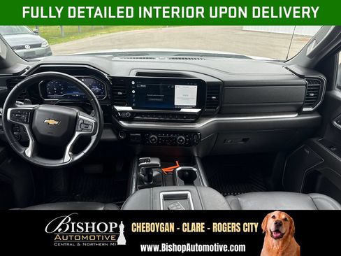 Used 2022 Chevrolet Silverado 1500 LTZ AWD/4WD image 3
