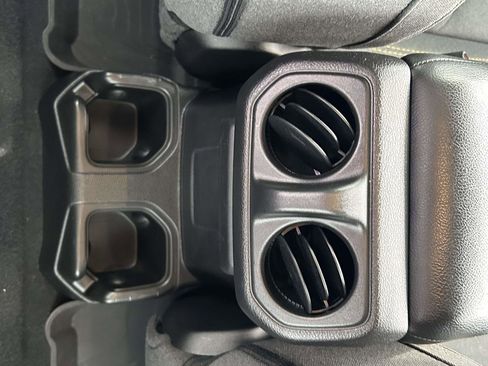 Used 2024 Jeep Wrangler Sport S image 16