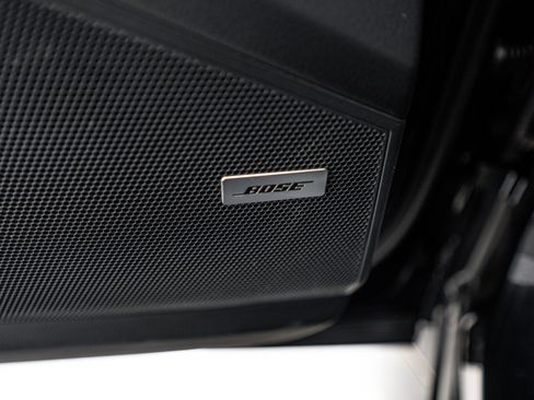 Certified 2026 Porsche Cayenne AWD/4WD image 19
