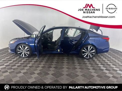 Used 2020 Nissan Altima 2.5 SR image 9
