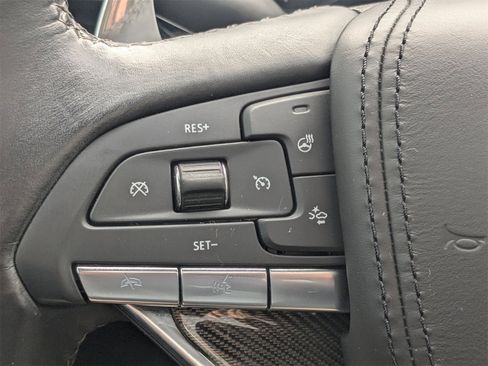 Used 2023 Cadillac XT6 Sport w/ Platinum Package image 30