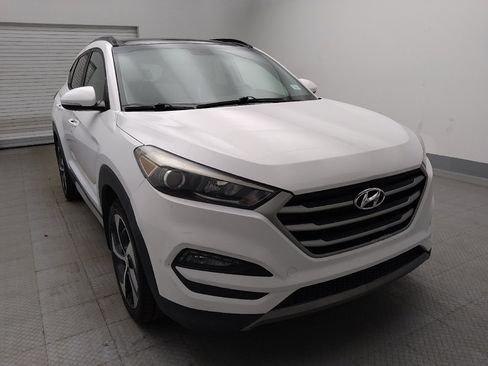 Used 2018 Hyundai Tucson Value w/ Cargo Package FWD image 14