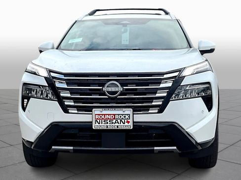 New 2026 Nissan Rogue Platinum image 3