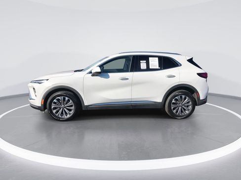Used 2025 Buick Envision Preferred AWD/4WD image 5