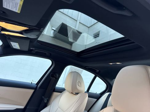 Certified 2025 BMW 330i xDrive Sedan w/ Premium Package image 14