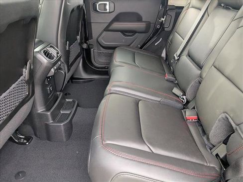 New 2026 Jeep Wrangler Unlimited Rubicon image 15