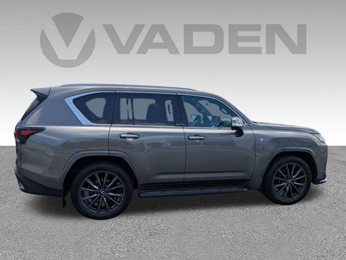 Used 2026 Lexus LX 600 F Sport w/ Accessory Package (Z1) AWD/4WD image 25
