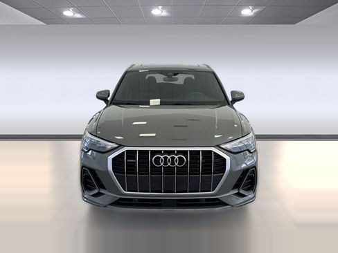 Used 2022 Audi Q3 2.0T Premium w/ Convenience Package AWD/4WD image 6