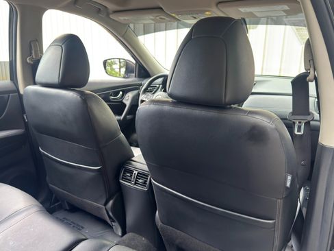 Used 2018 Nissan Rogue SL w/ Premium Package FWD image 37