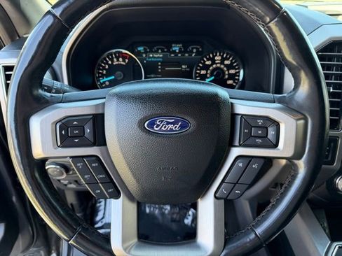 Used 2019 Ford F150 Platinum image 13