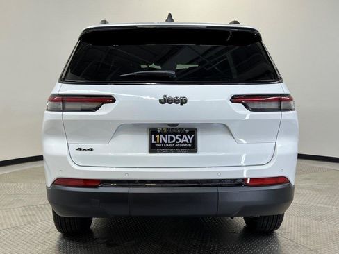 New 2025 Jeep Grand Cherokee L Altitude image 4