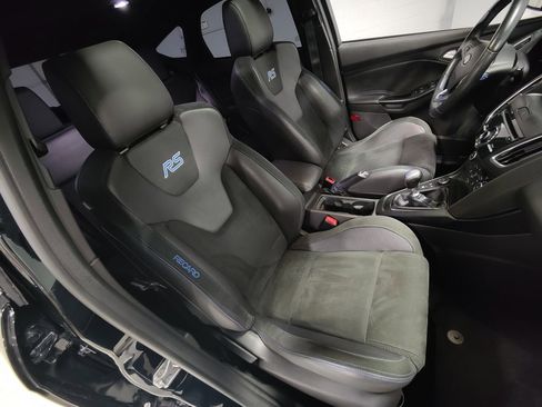 Used 2017 Ford Focus RS image 12