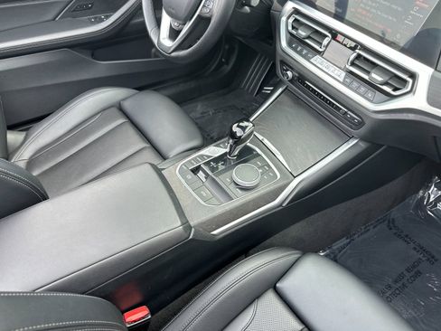 Used 2023 BMW 430i Convertible w/ Premium Package image 16