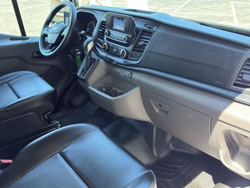 Used 2021 Ford Transit 250 Medium Roof RWD image 18