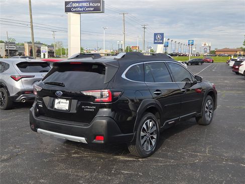 Used 2023 Subaru Outback Touring AWD/4WD image 29
