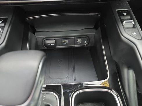 Used 2023 Kia Telluride SX Prestige X-Pro AWD/4WD image 23