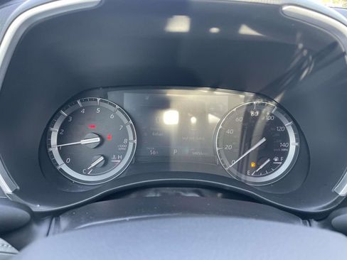 Used 2021 Toyota Highlander XLE image 37