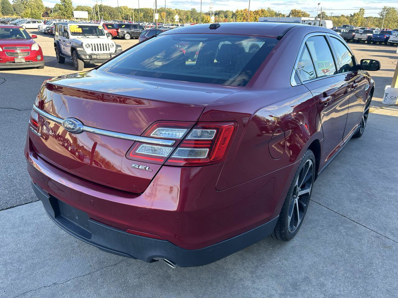 Used 2015 Ford Taurus SEL w/ Equipment Group 201A FWD image 5