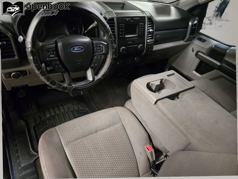 Used 2018 Ford F250 XLT AWD/4WD image 11
