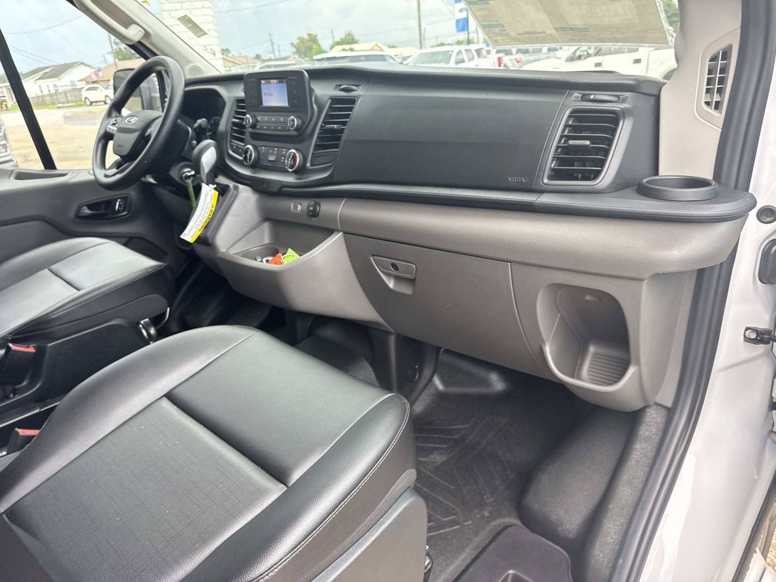 Used 2023 Ford Transit 350 DRW RWD image 10