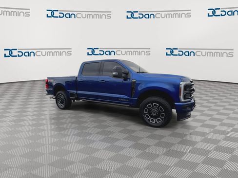 Used 2026 Ford F250 Platinum w/ FX4 Off-Road Package AWD/4WD image 2