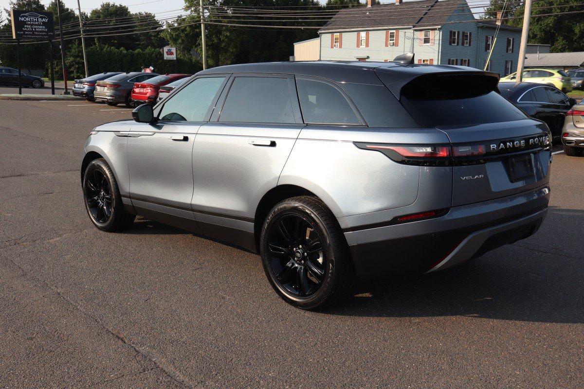 Used 2022 Land Rover Range Rover Velar S AWD/4WD image 7