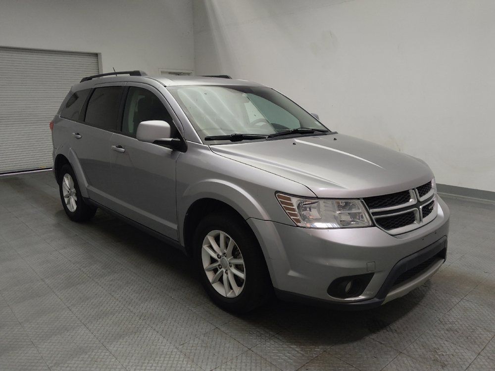 Used 2017 Dodge Journey SXT w/ Comfort/Convenience Group FWD image 13
