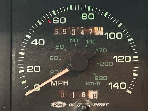 Used 1988 Ford Mustang GT RWD image 18