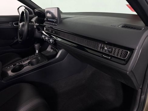 Used 2025 Honda Civic Sport image 28