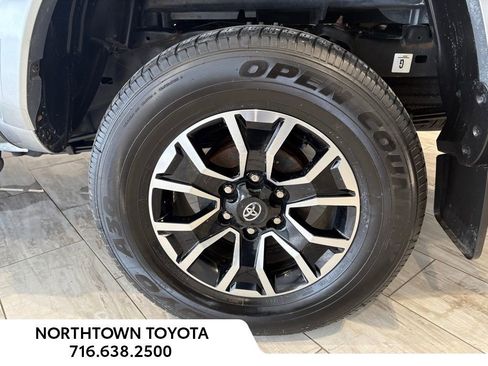 Used 2023 Toyota Tacoma TRD Sport w/ Advanced Technology Package image 33