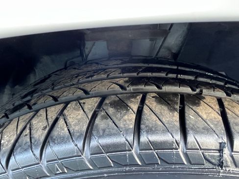 Used 2014 Chrysler 200 LX image 22