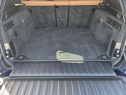 Used 2022 BMW X5 sDrive40i w/ M Sport Package image 34