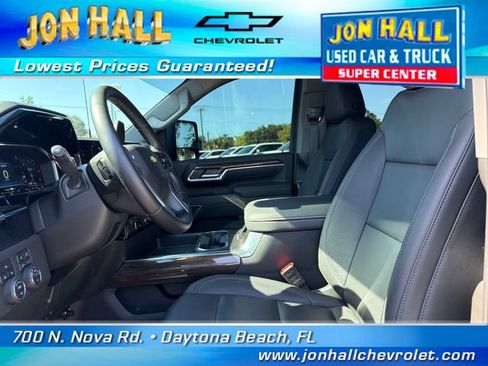 Used 2025 Chevrolet Silverado 2500 LT w/ Z71 Chrome Sport Edition AWD/4WD image 18