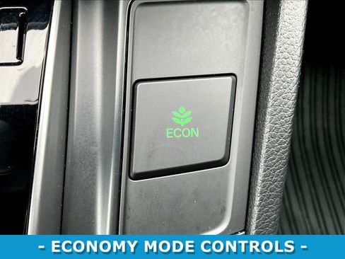 Used 2019 Honda CR-V Touring image 36