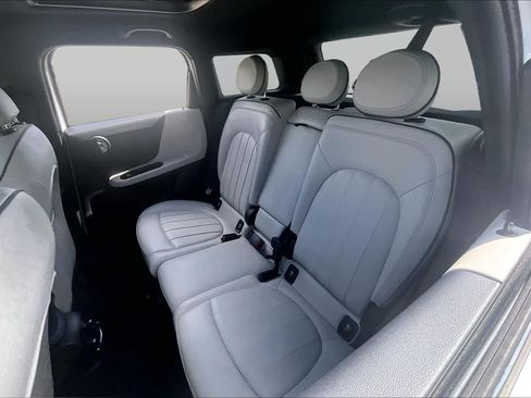 Used 2018 MINI Cooper Countryman FWD image 19
