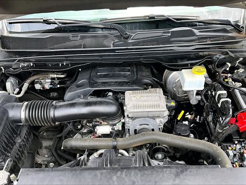 Used 2023 RAM 1500 Laramie RWD image 32