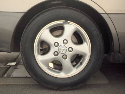 Used 1998 Lexus ES 330 FWD image 14