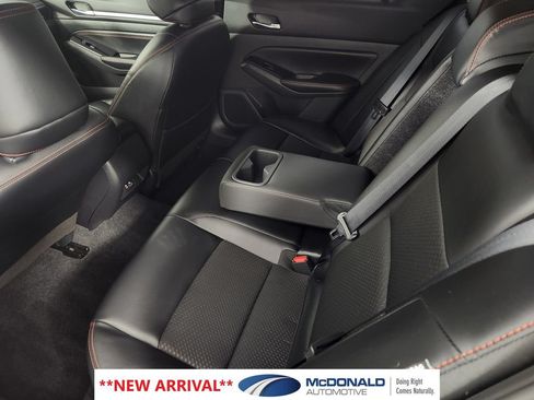 Used 2023 Nissan Altima 2.5 SR AWD/4WD image 18