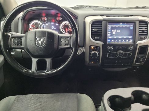 Used 2020 RAM 1500 Classic SLT w/ Luxury Group AWD/4WD image 22