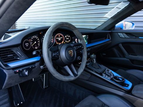 Certified 2022 Porsche 911 GT3 RWD image 4