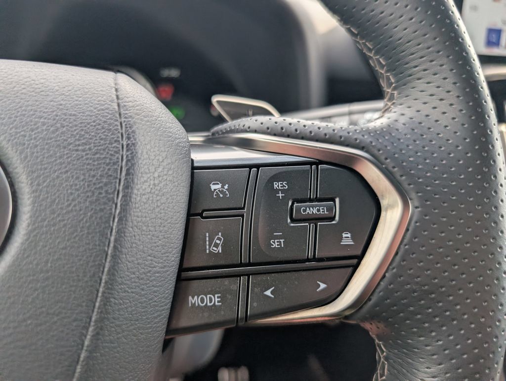 Used 2024 Lexus LX 600 F Sport AWD/4WD image 19