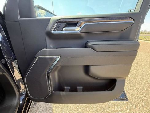 New 2026 GMC Sierra 1500 SLE RWD image 28