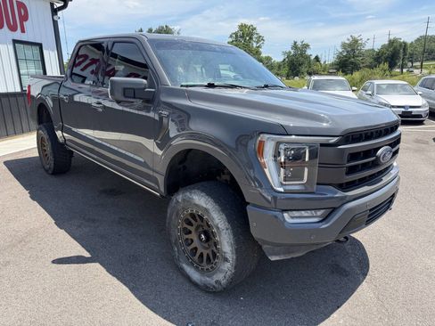 Used 2021 Ford F150 Lariat w/ Equipment Group 502A High AWD/4WD image 5