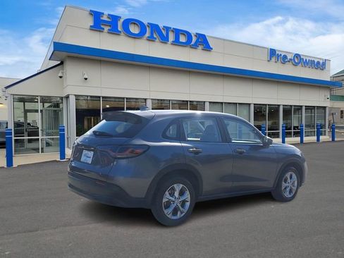 Used 2023 Honda HR-V LX image 4