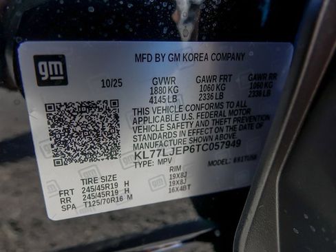 New 2026 Chevrolet Trax RS w/ Sunroof Package image 25