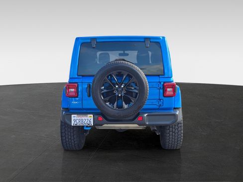 Used 2022 Jeep Wrangler Unlimited Sahara image 5